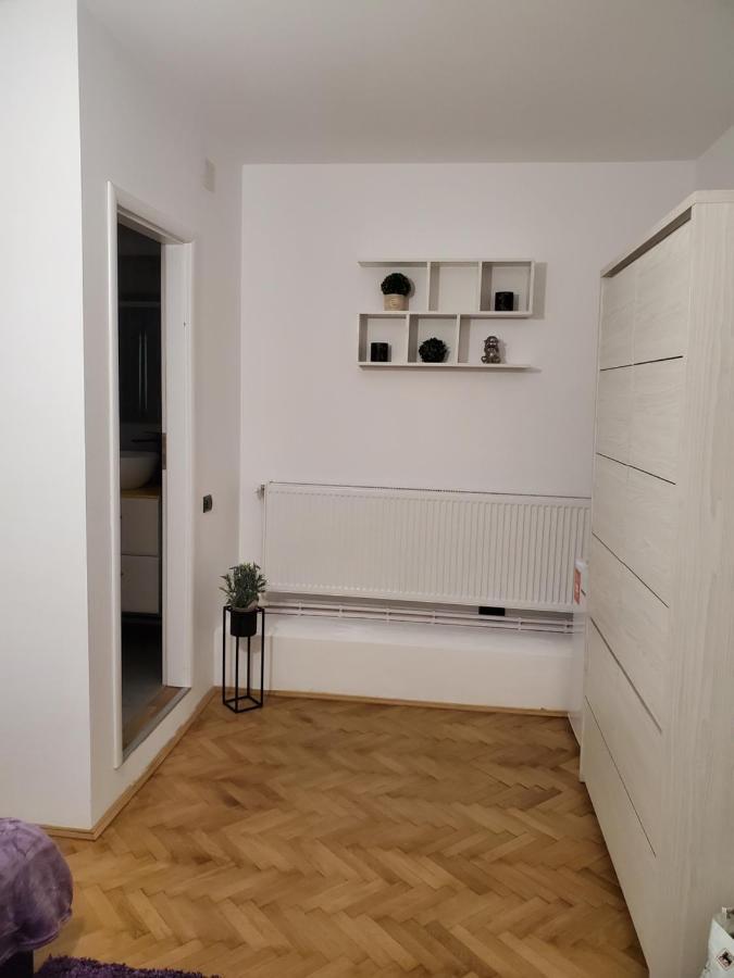 Basarab 2 Apartment บราชอฟ ภายนอก รูปภาพ